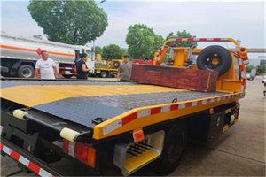 石湖荡镇附近拖车电话号码服务